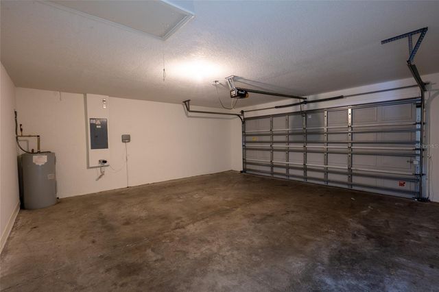 6940 BENTLY DRIVE, Lakeland, FL 33809