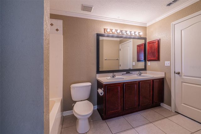 6940 BENTLY DRIVE, Lakeland, FL 33809