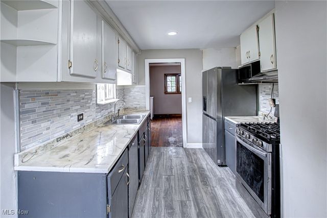 3092 Becket Road, Cleveland, OH 44120