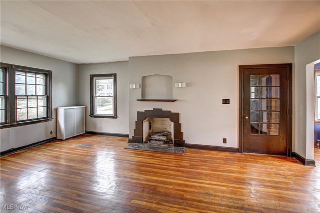 3092 Becket Road, Cleveland, OH 44120