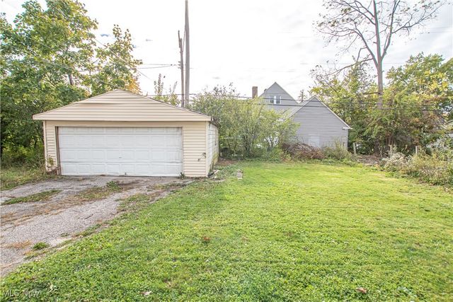 3092 Becket Road, Cleveland, OH 44120