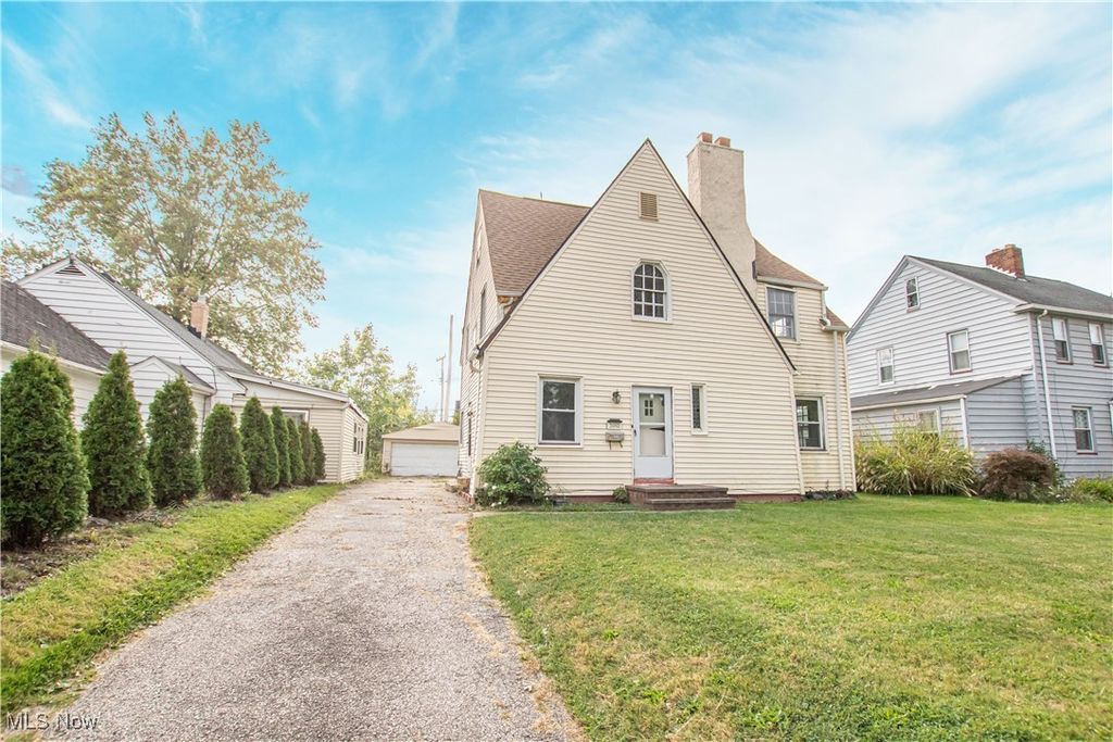3092 Becket Road, Cleveland, OH 44120