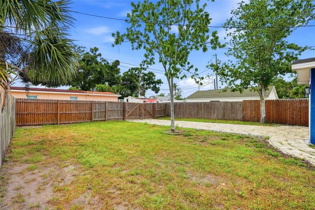 3610 28TH STREET N, St Petersburg, FL 33713