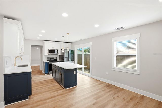 3610 28TH STREET N, St Petersburg, FL 33713
