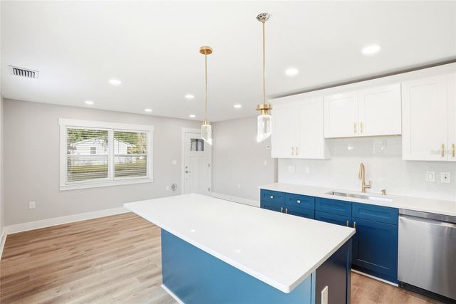 3610 28TH STREET N, St Petersburg, FL 33713