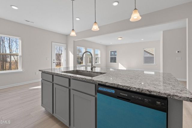 328 Sirius Drive, Sanford, NC 27330