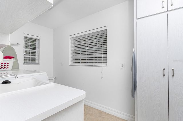 416 DEVONSHIRE LANE, Venice, FL 34293