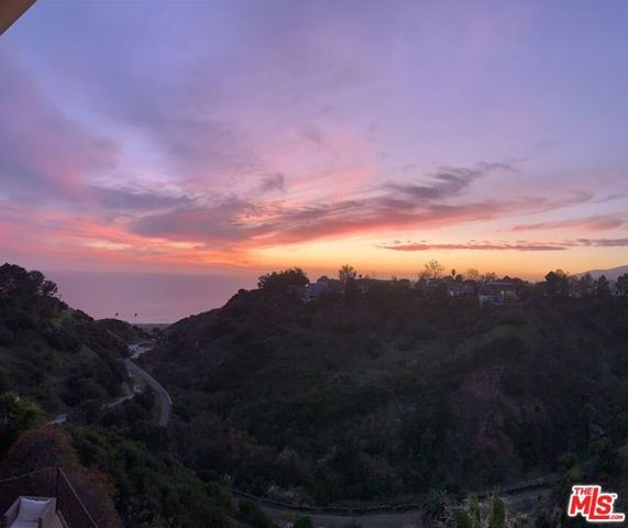 515 Muskingum Avenue, Pacific Palisades (los Angeles), CA 90272