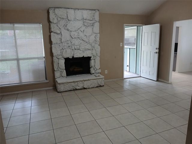 7610 Wovenwood Lane, Houston, TX 77041