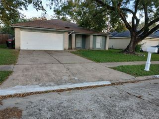 7610 Wovenwood Lane, Houston, TX 77041