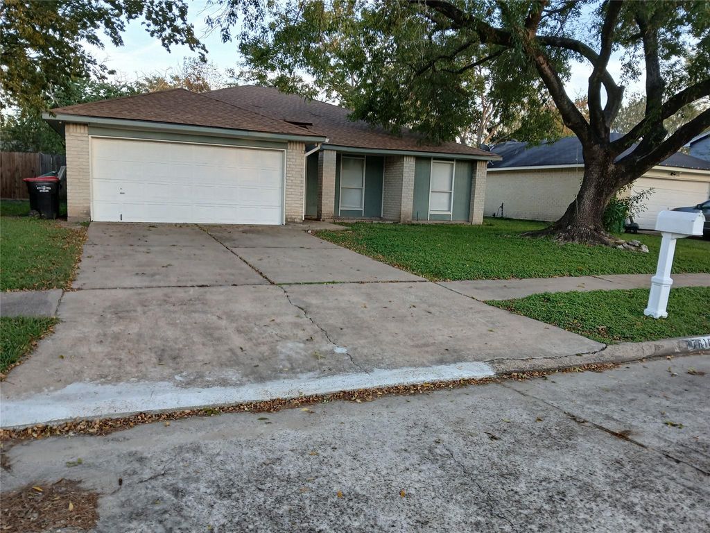 7610 Wovenwood Lane, Houston, TX 77041