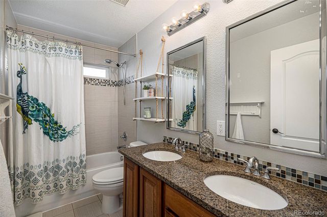 2749 Pemberly Avenue, Highlands Ranch, CO 80126