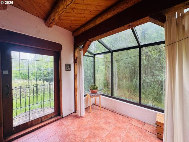 94449 COPE Ln, Langlois, OR 97450