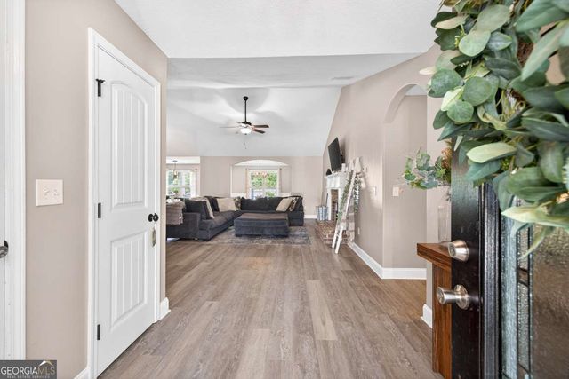 675 River Mist Circle, Jefferson, GA 30549