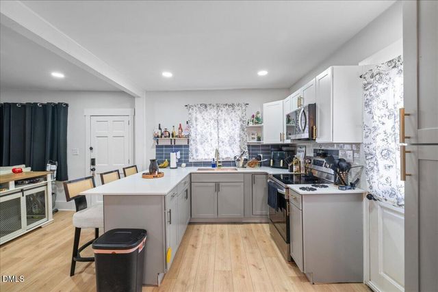 21 Park Avenue, Knightdale, NC 27545