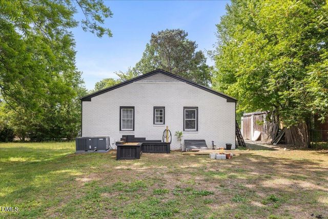 21 Park Avenue, Knightdale, NC 27545