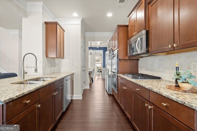 1530 Roswell Manor Circle, Roswell, GA 30076