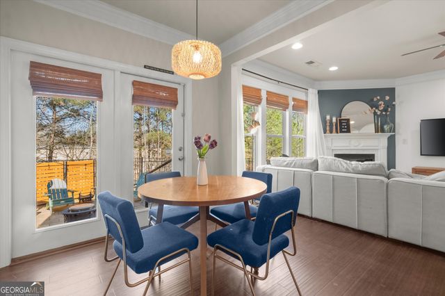 1530 Roswell Manor Circle, Roswell, GA 30076