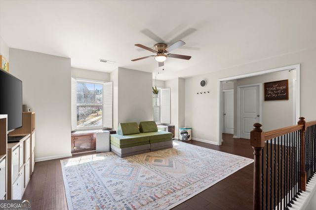 1530 Roswell Manor Circle, Roswell, GA 30076