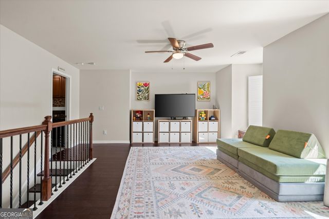 1530 Roswell Manor Circle, Roswell, GA 30076