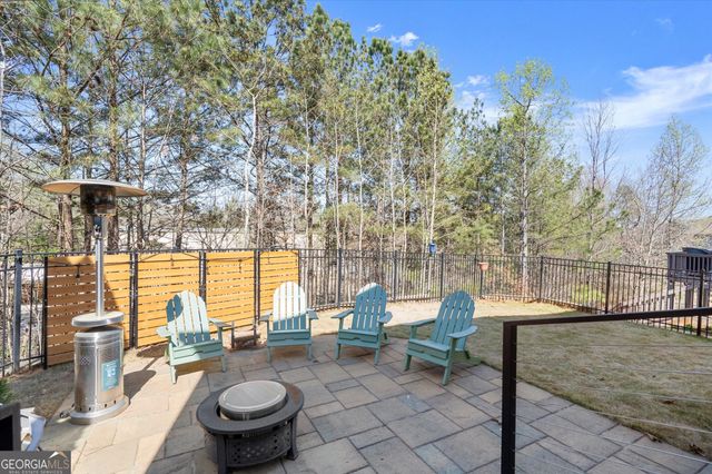 1530 Roswell Manor Circle, Roswell, GA 30076