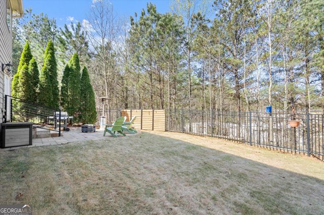 1530 Roswell Manor Circle, Roswell, GA 30076