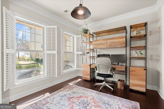 1530 Roswell Manor Circle, Roswell, GA 30076