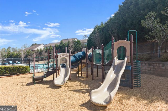 1530 Roswell Manor Circle, Roswell, GA 30076