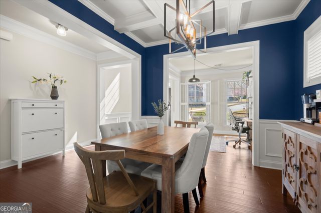 1530 Roswell Manor Circle, Roswell, GA 30076