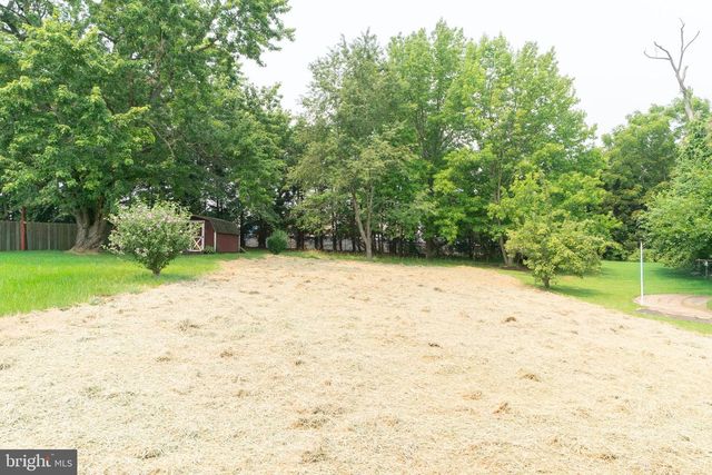 21 NEURYS LN, Newark, DE 19702