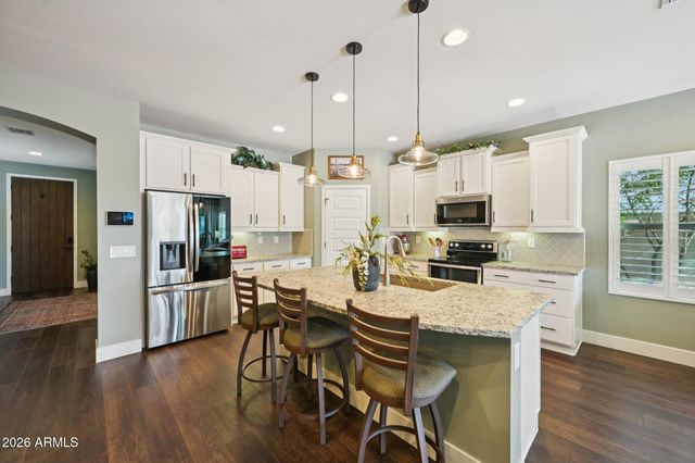 17419 W OBERLIN Way, Surprise, AZ 85387