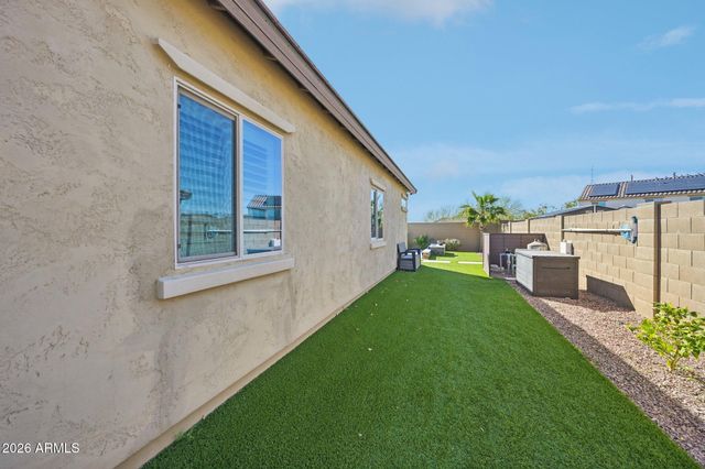 17419 W OBERLIN Way, Surprise, AZ 85387