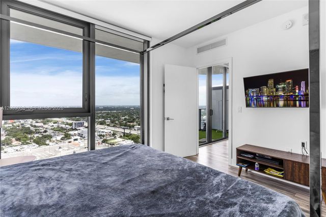 121 NE 34th St 2810, Miami, FL 33137