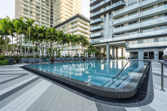 121 NE 34th St 2810, Miami, FL 33137