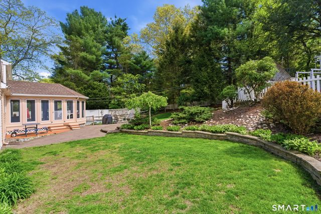 79 Buckboard Lane, Bristol, CT 06010