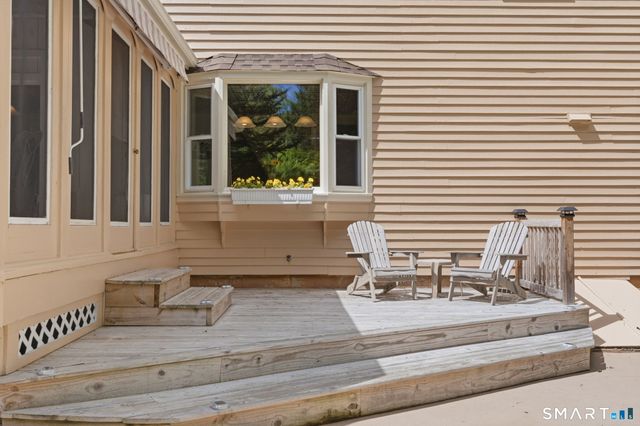 79 Buckboard Lane, Bristol, CT 06010