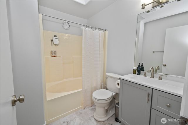 373 Rainbow Drive, Sedro Woolley, WA 98284