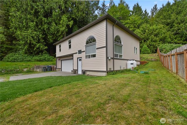 373 Rainbow Drive, Sedro Woolley, WA 98284