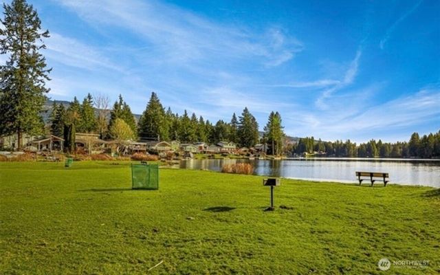 373 Rainbow Drive, Sedro Woolley, WA 98284