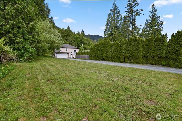 373 Rainbow Drive, Sedro Woolley, WA 98284
