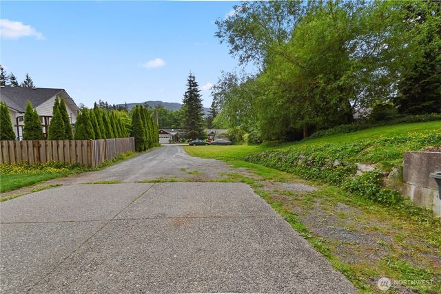 373 Rainbow Drive, Sedro Woolley, WA 98284