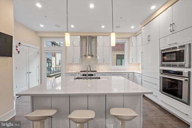 5307 MERRIAM ST, Bethesda, MD 20814