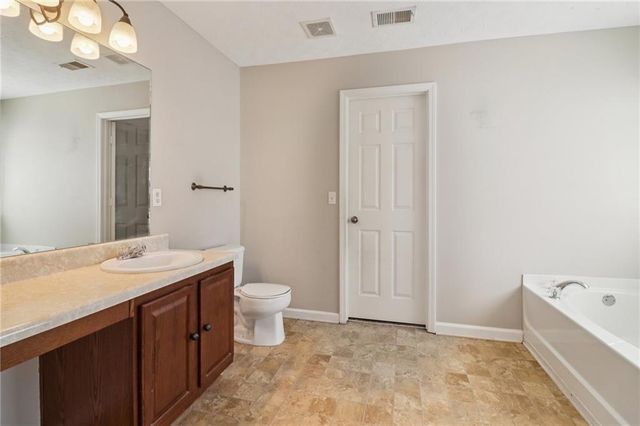 3118 Farmstead Court, Grayson, GA 30017