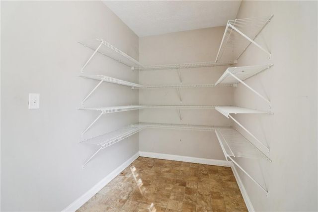 3118 Farmstead Court, Grayson, GA 30017