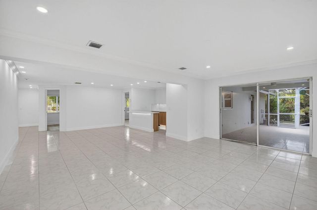 4599 Brady Boulevard, Delray Beach, FL 33445