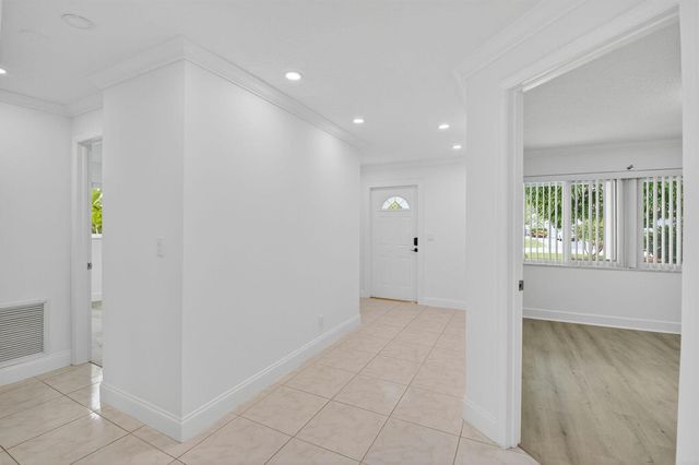 4599 Brady Boulevard, Delray Beach, FL 33445