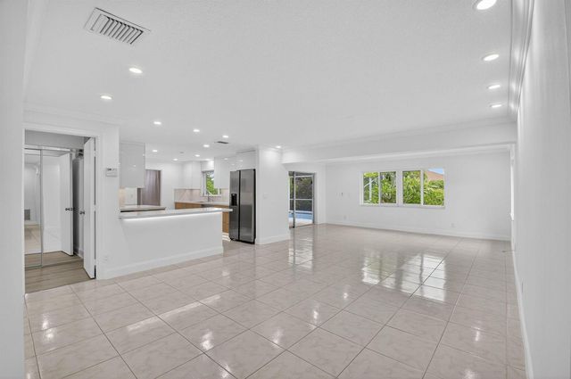 4599 Brady Boulevard, Delray Beach, FL 33445