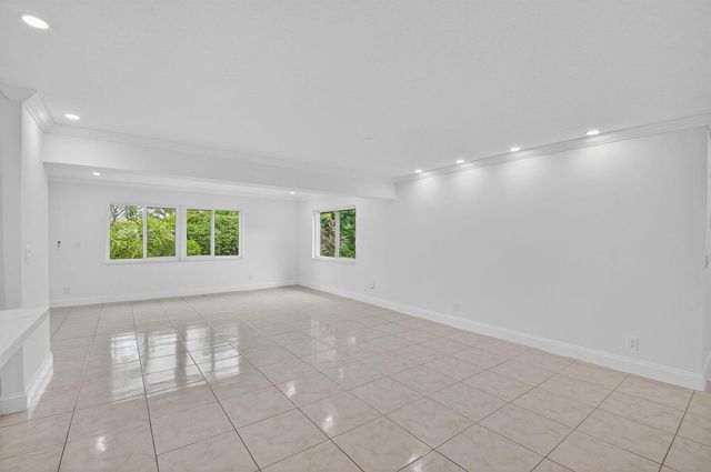 4599 Brady Boulevard, Delray Beach, FL 33445