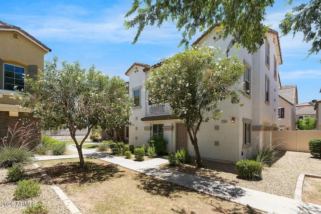 751 N PORT Drive, Gilbert, AZ 85233