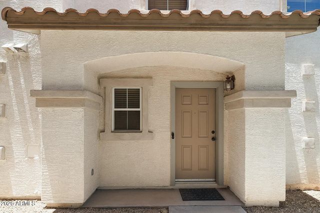 751 N PORT Drive, Gilbert, AZ 85233